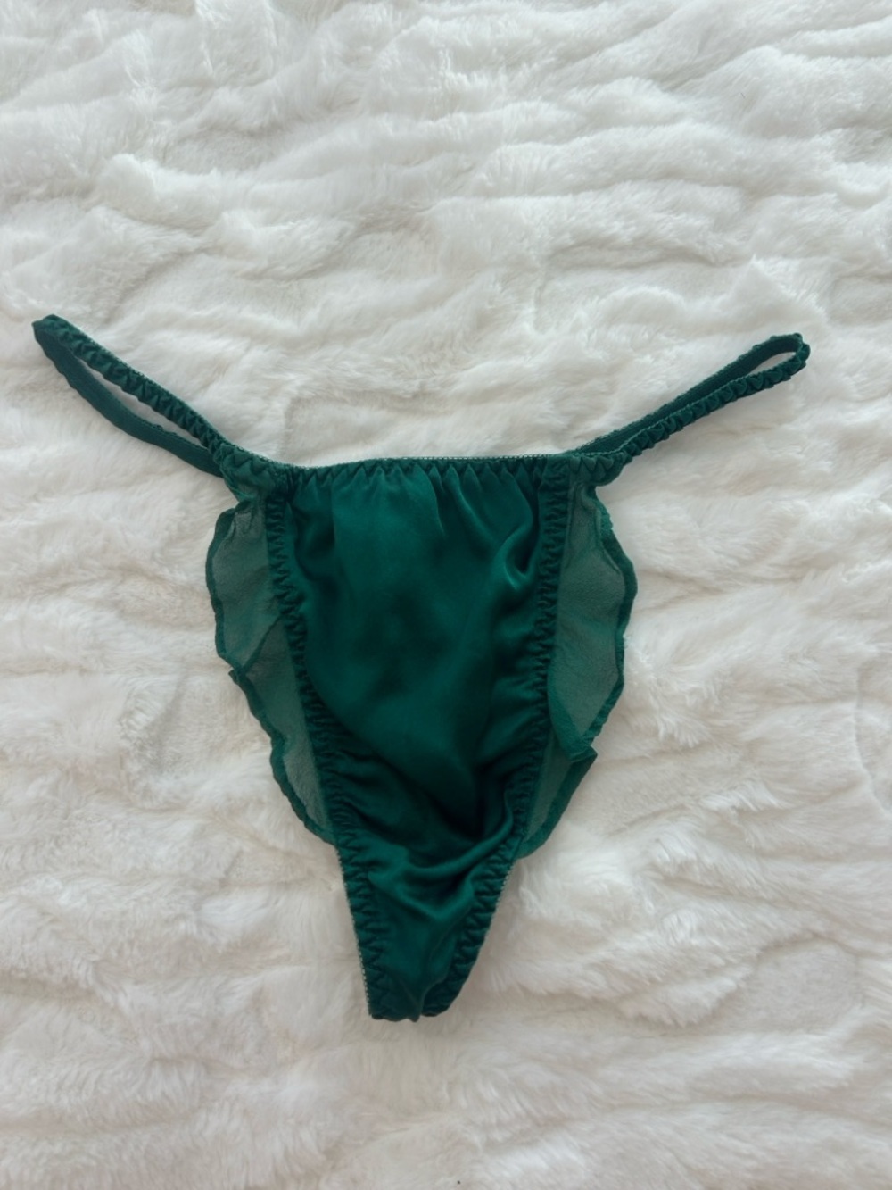 90’s Vintage Victoria’s Secret Silk Thong Panty L